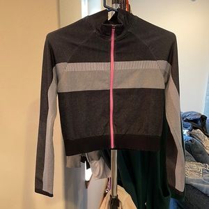 Fabletics Crop Zip-up “Jacket”